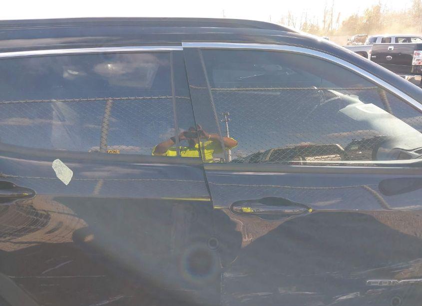 Photo 13 of 2020 Jeep Compass LATITUDE 4X4 (VIN 3C4NJDBB8LT186399)