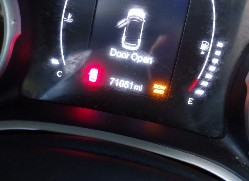 Photo 15 of 2020 Jeep Compass LATITUDE 4X4 (VIN 3C4NJDBB8LT186399)