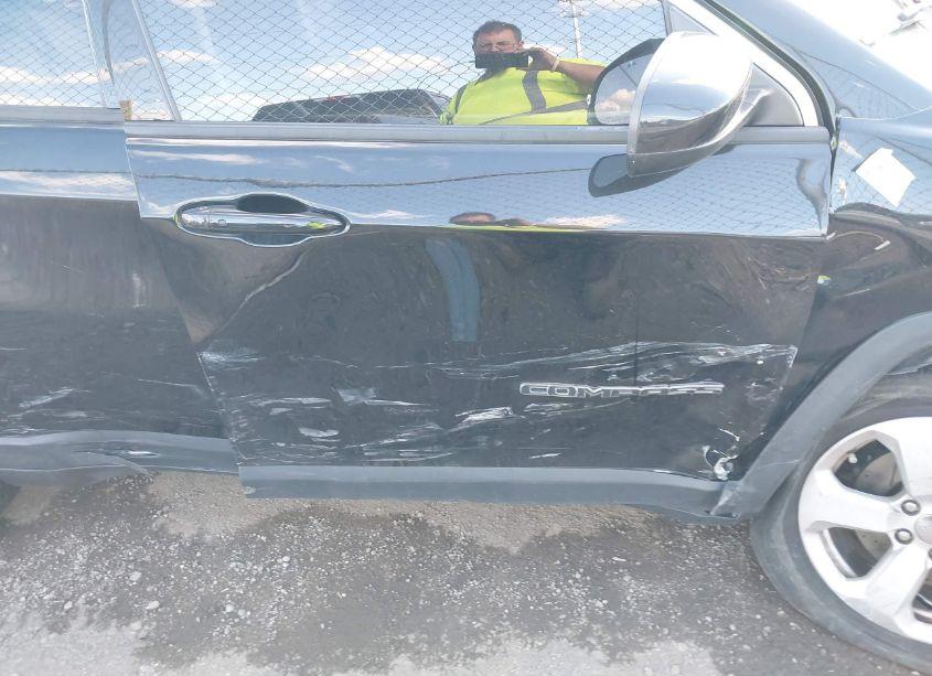 Photo 17 of 2020 Jeep Compass LATITUDE 4X4 (VIN 3C4NJDBB8LT186399)