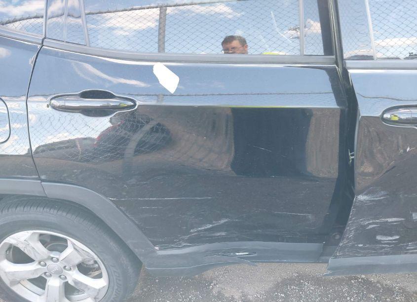 Photo 18 of 2020 Jeep Compass LATITUDE 4X4 (VIN 3C4NJDBB8LT186399)