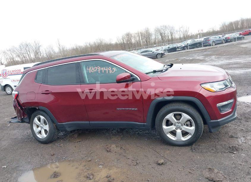 Photo 13 of 2021 Jeep Compass LATITUDE 4X4 (VIN 3C4NJDBB8MT530329)