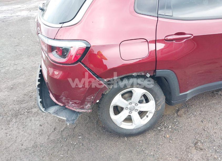 Photo 6 of 2021 Jeep Compass LATITUDE 4X4 (VIN 3C4NJDBB8MT530329)