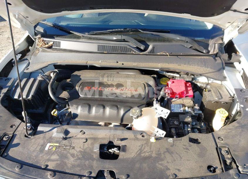 Photo 10 of 2021 Jeep Compass LATITUDE 4X4 (VIN 3C4NJDBB8MT532937)