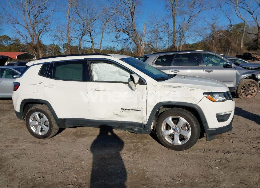 Photo 12 of 2021 Jeep Compass LATITUDE 4X4 (VIN 3C4NJDBB8MT532937)