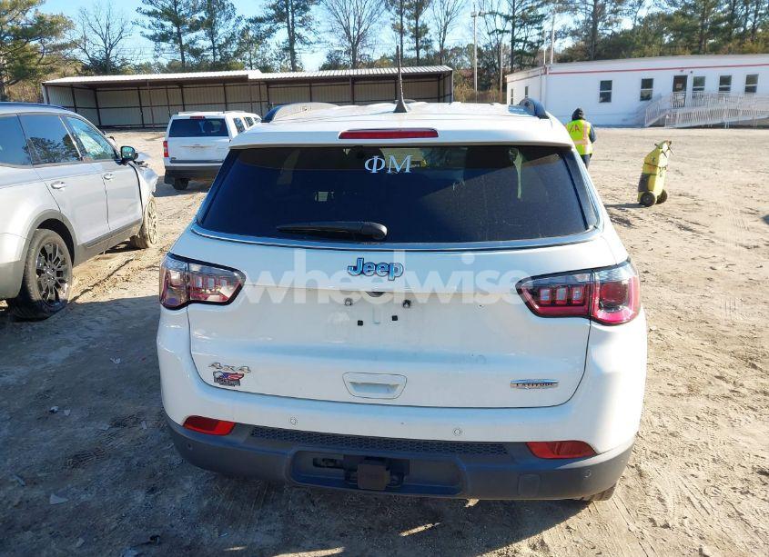 Photo 15 of 2021 Jeep Compass LATITUDE 4X4 (VIN 3C4NJDBB8MT532937)