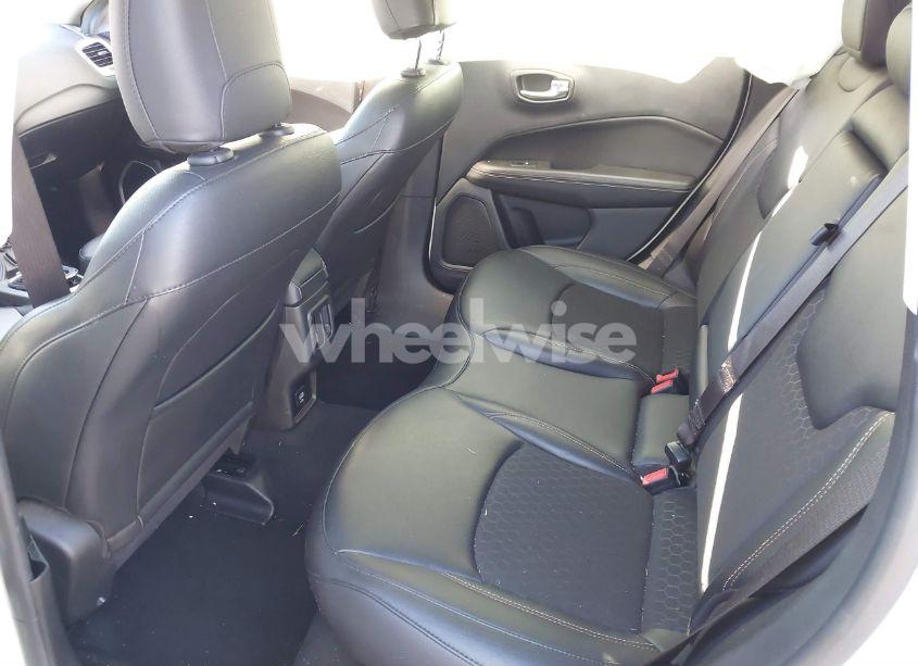 Photo 8 of 2021 Jeep Compass LATITUDE 4X4 (VIN 3C4NJDBB8MT532937)