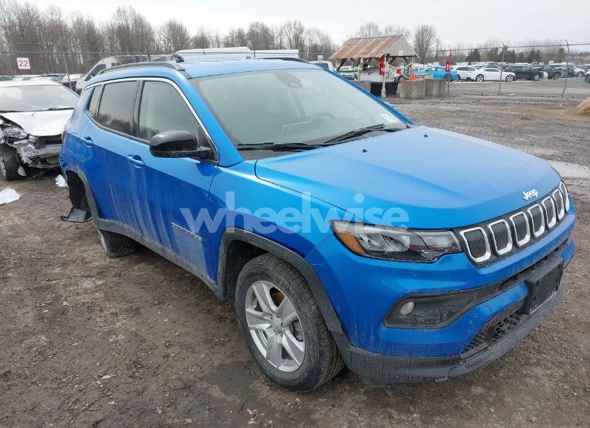 Photo 6 of 2022 Jeep Compass LATITUDE 4X4 (VIN 3C4NJDBB8NT135441)