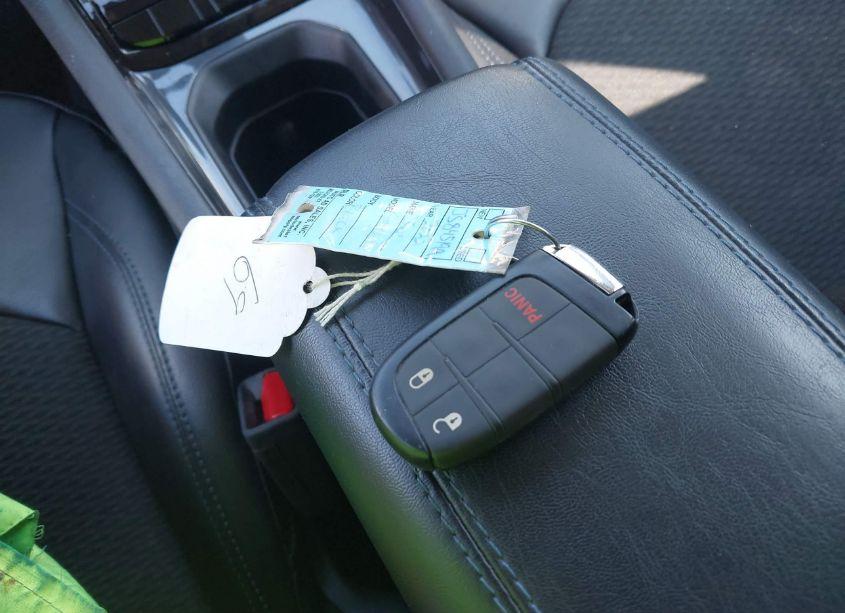 Photo 11 of 2022 Jeep Compass LATITUDE 4X4 (VIN 3C4NJDBB8NT181528)