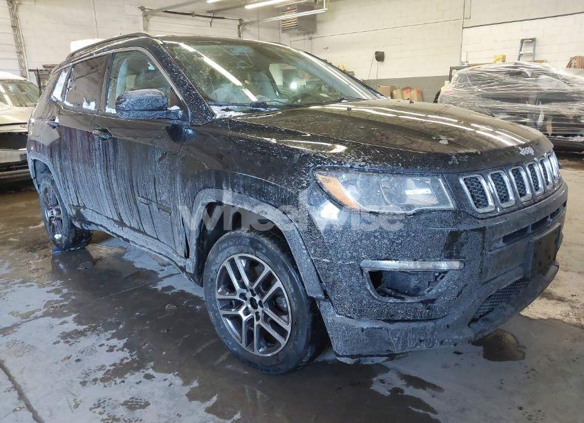 2017 Jeep New COMPASS LATITUDE 4X4 (VIN 3C4NJDBB9HT639789) main photo