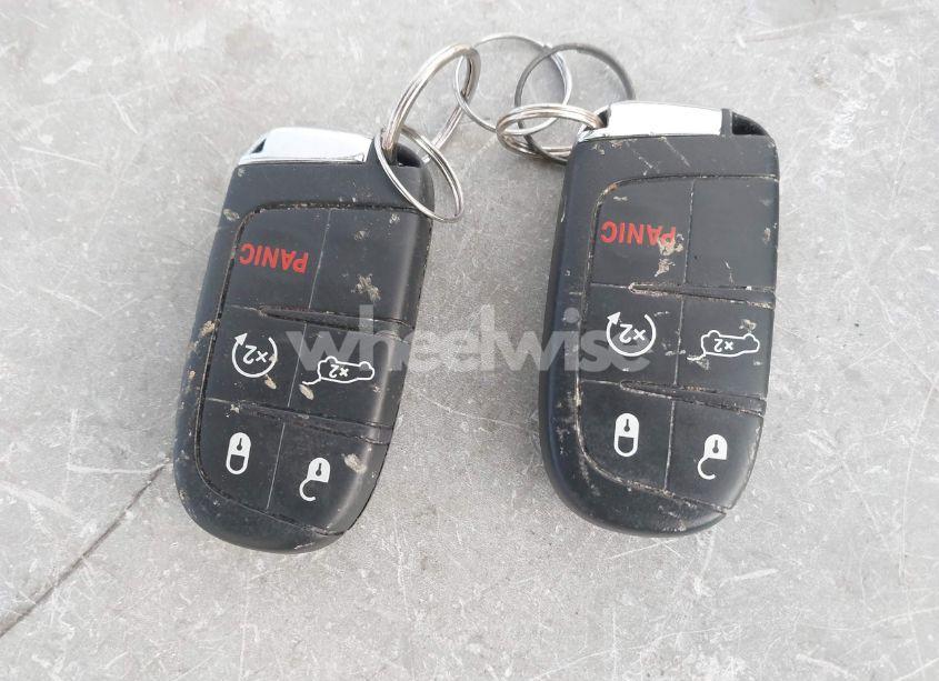 Photo 11 of 2018 Jeep Compass LATITUDE 4X4 (VIN 3C4NJDBB9JT114673)