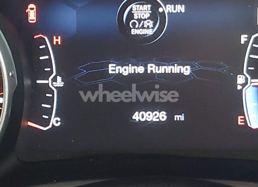 Photo 16 of 2018 Jeep Compass LATITUDE 4X4 (VIN 3C4NJDBB9JT114673)