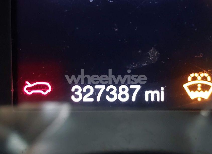 Photo 15 of 2018 Jeep Compass LATITUDE 4X4 (VIN 3C4NJDBB9JT160925)