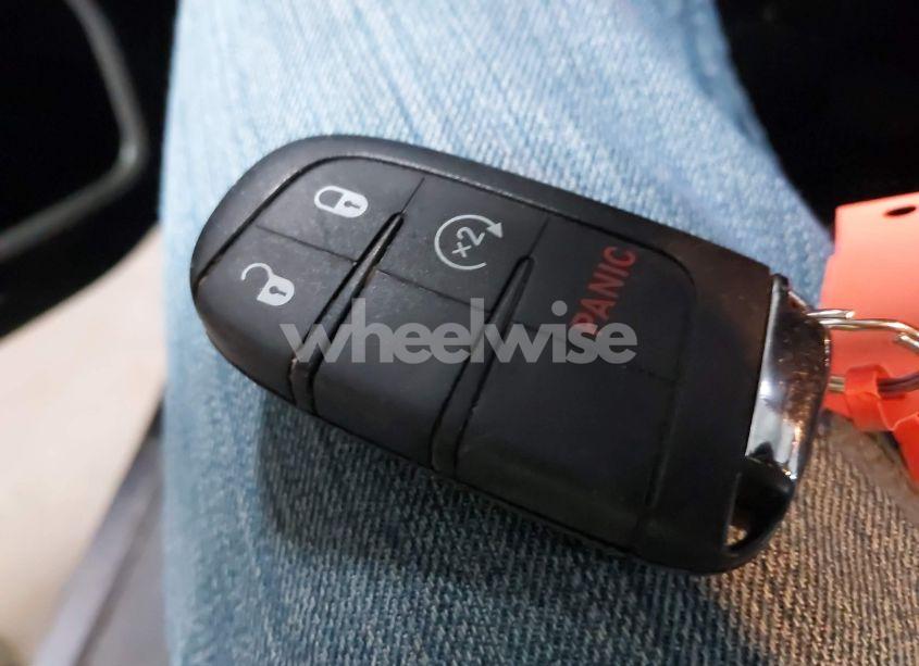 Photo 11 of 2018 Jeep Compass LATITUDE 4X4 (VIN 3C4NJDBB9JT175313)