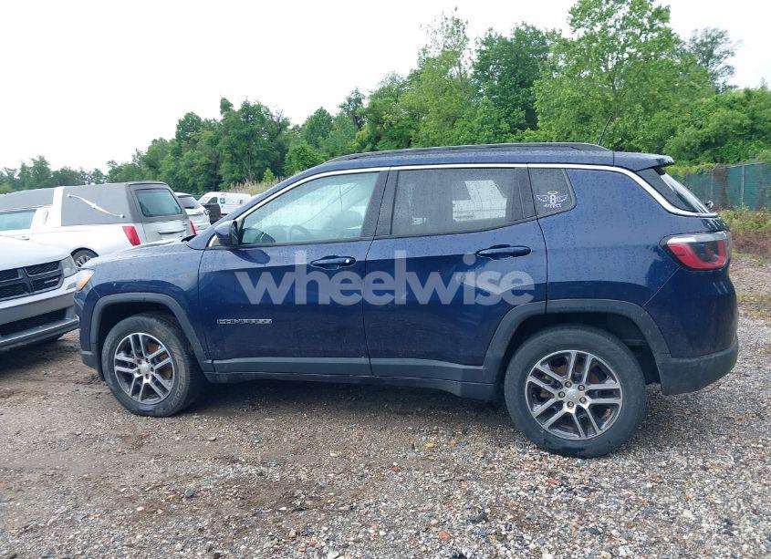 Photo 13 of 2018 Jeep Compass LATITUDE 4X4 (VIN 3C4NJDBB9JT185159)
