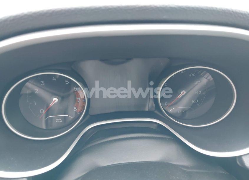 Photo 7 of 2018 Jeep Compass LATITUDE 4X4 (VIN 3C4NJDBB9JT185159)