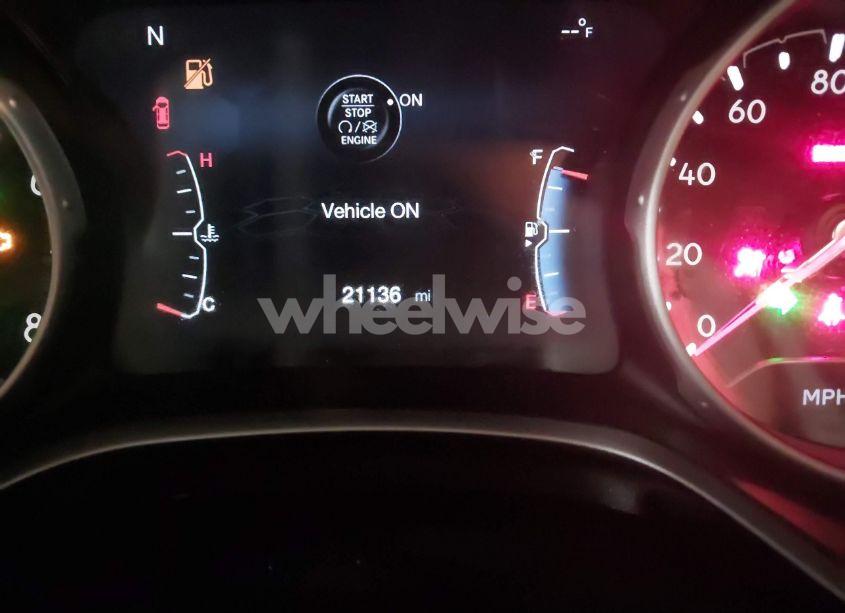 Photo 15 of 2018 Jeep Compass LATITUDE 4X4 (VIN 3C4NJDBB9JT207693)