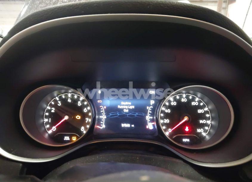 Photo 7 of 2018 Jeep Compass LATITUDE 4X4 (VIN 3C4NJDBB9JT291126)