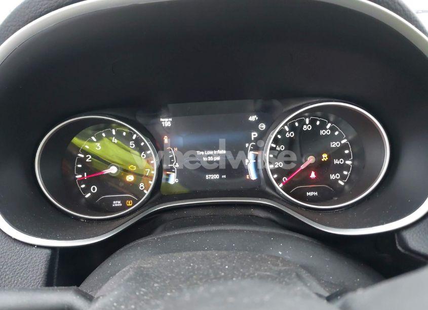 Photo 7 of 2018 Jeep Compass LATITUDE 4X4 (VIN 3C4NJDBB9JT307132)