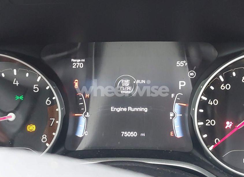 Photo 15 of 2019 Jeep Compass LATITUDE 4X4 (VIN 3C4NJDBB9KT662206)