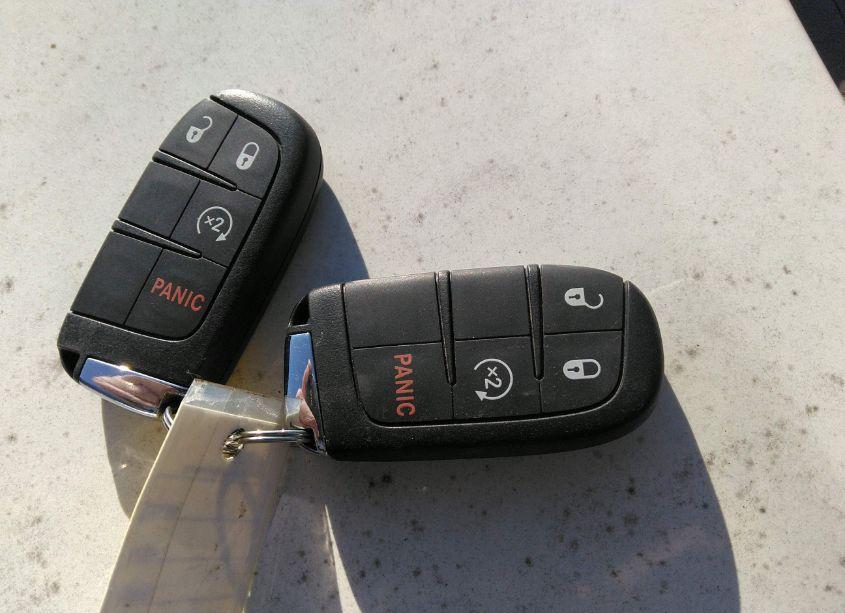 Photo 11 of 2019 Jeep Compass LATITUDE 4X4 (VIN 3C4NJDBB9KT671925)