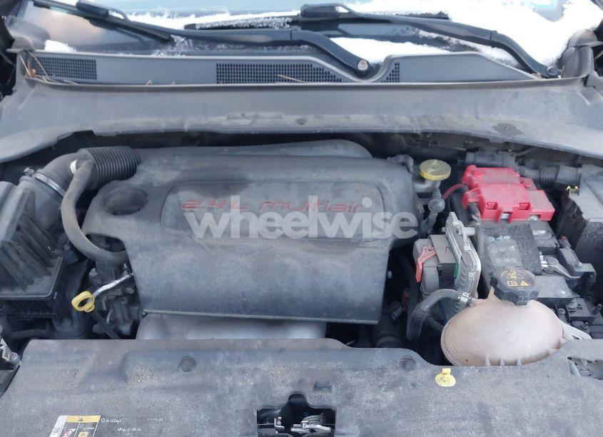 Photo 10 of 2019 Jeep Compass LATITUDE 4X4 (VIN 3C4NJDBB9KT734716)