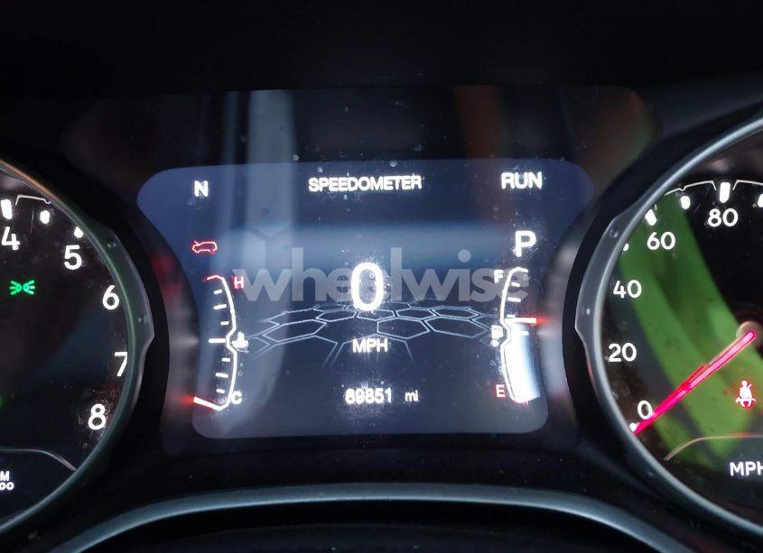 Photo 7 of 2019 Jeep Compass LATITUDE 4X4 (VIN 3C4NJDBB9KT734716)