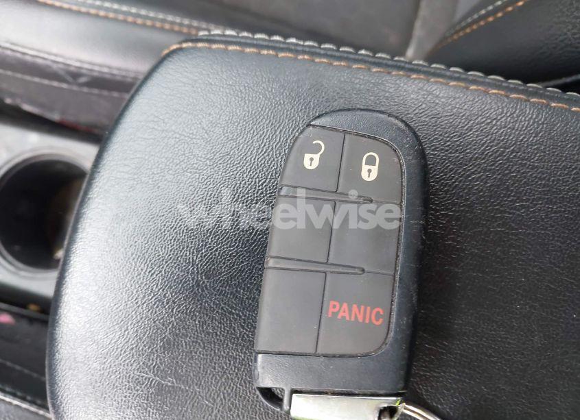 Photo 11 of 2020 Jeep Compass LATITUDE 4X4 (VIN 3C4NJDBB9LT129693)