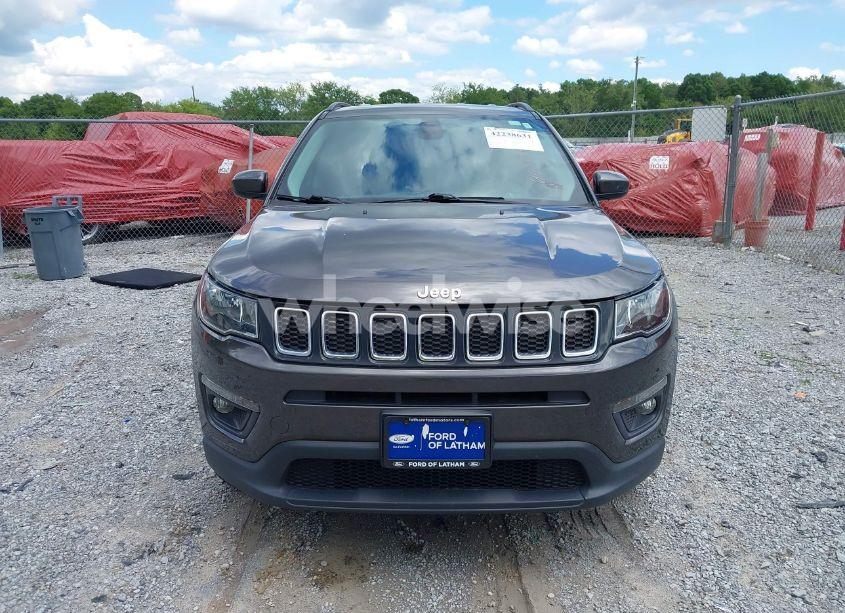 Photo 13 of 2020 Jeep Compass LATITUDE 4X4 (VIN 3C4NJDBB9LT129693)