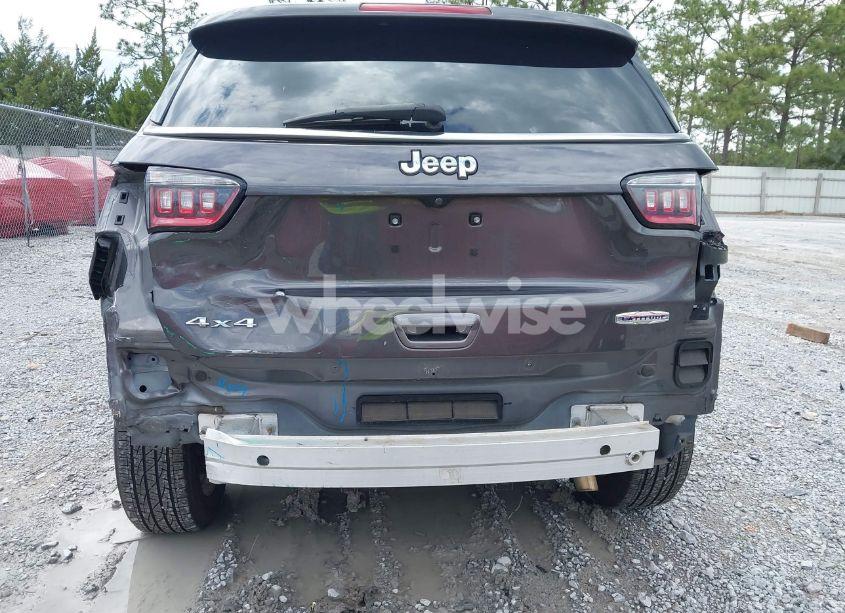 Photo 6 of 2020 Jeep Compass LATITUDE 4X4 (VIN 3C4NJDBB9LT129693)