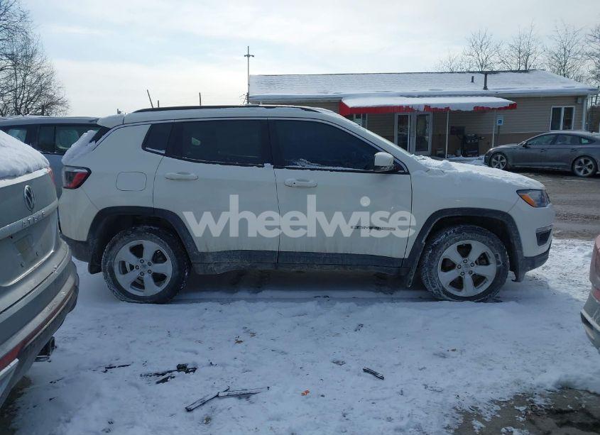 Photo 14 of 2021 Jeep Compass LATITUDE 4X4 (VIN 3C4NJDBB9MT504242)