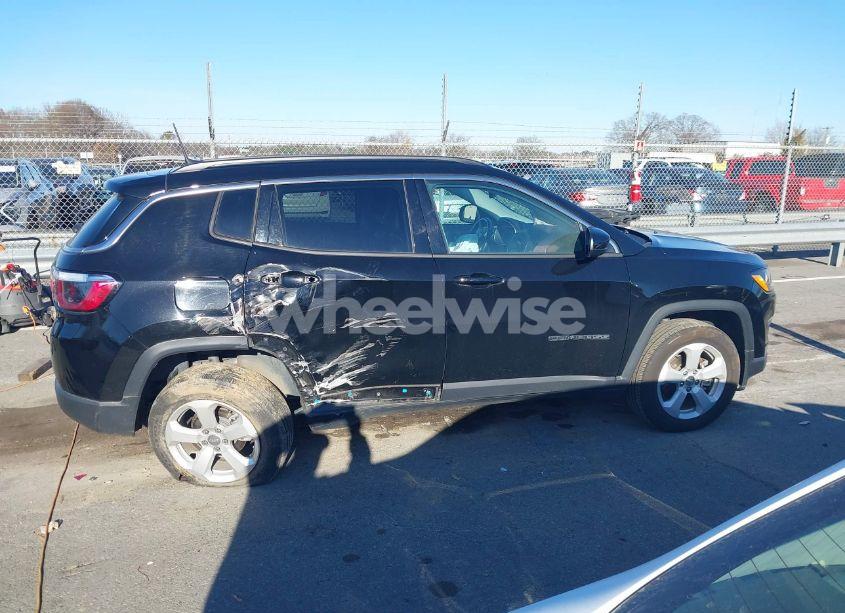 Photo 13 of 2021 Jeep Compass LATITUDE 4X4 (VIN 3C4NJDBB9MT600890)