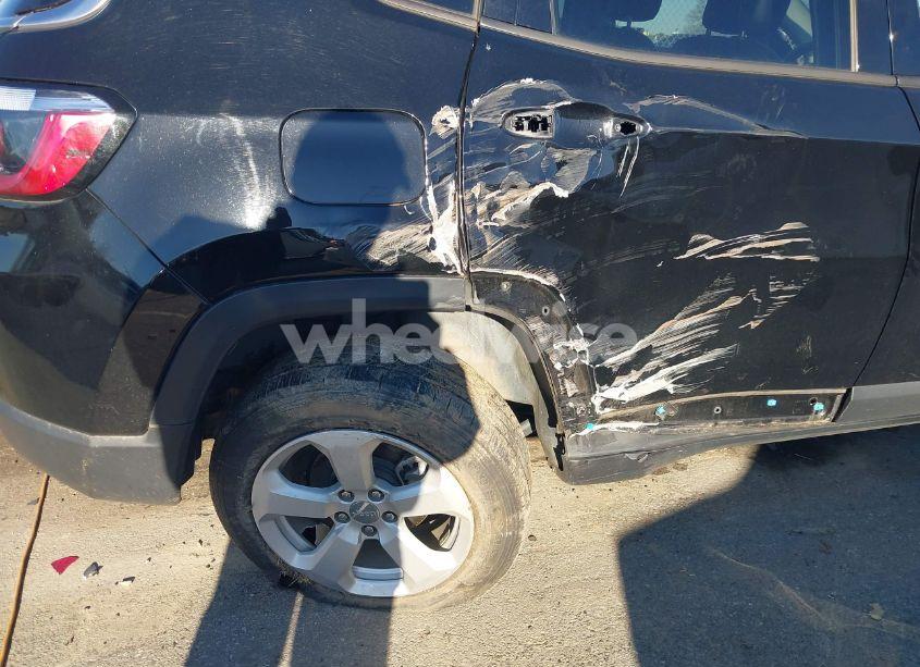 Photo 6 of 2021 Jeep Compass LATITUDE 4X4 (VIN 3C4NJDBB9MT600890)