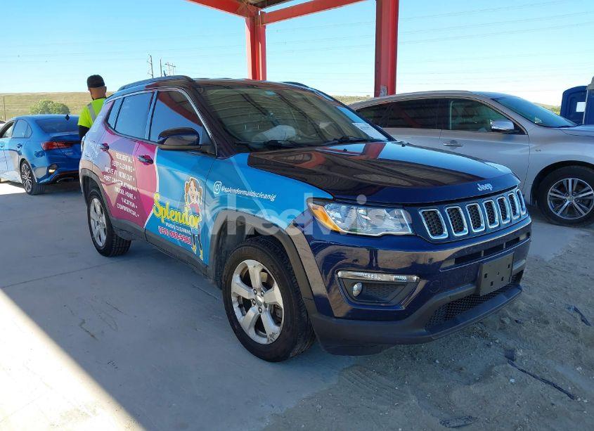 2017 Jeep New COMPASS LATITUDE 4X4 (VIN 3C4NJDBBXHT679623) main photo
