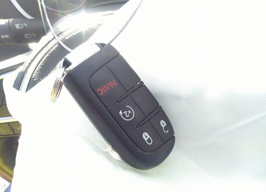 Photo 11 of 2018 Jeep Compass LATITUDE 4X4 (VIN 3C4NJDBBXJT138626)