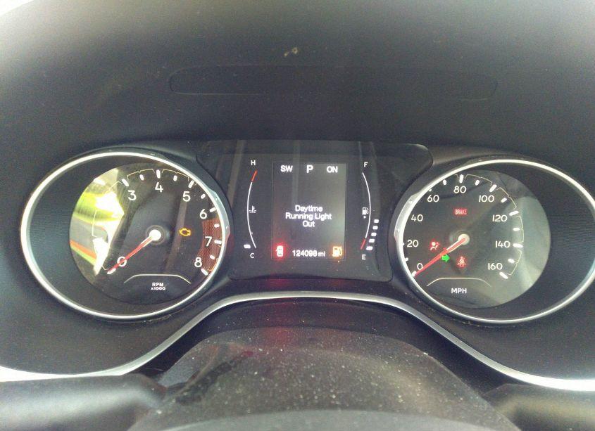 Photo 7 of 2018 Jeep Compass LATITUDE 4X4 (VIN 3C4NJDBBXJT138626)