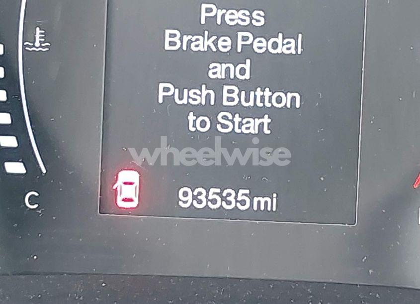 Photo 15 of 2018 Jeep Compass LATITUDE 4X4 (VIN 3C4NJDBBXJT199927)