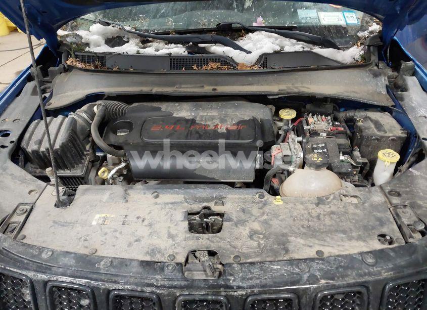 Photo 10 of 2018 Jeep Compass ALTITUDE 4X4 (VIN 3C4NJDBBXJT314140)