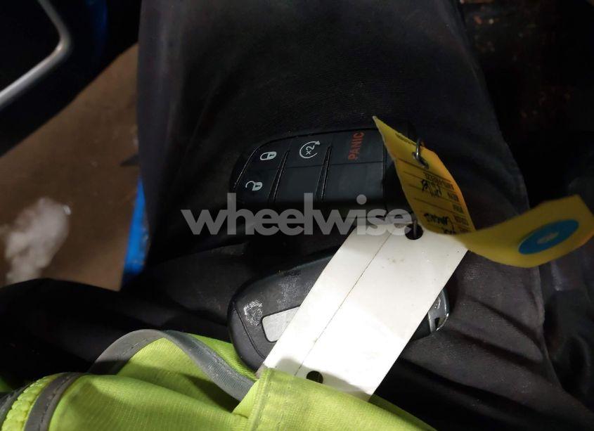 Photo 11 of 2018 Jeep Compass ALTITUDE 4X4 (VIN 3C4NJDBBXJT314140)