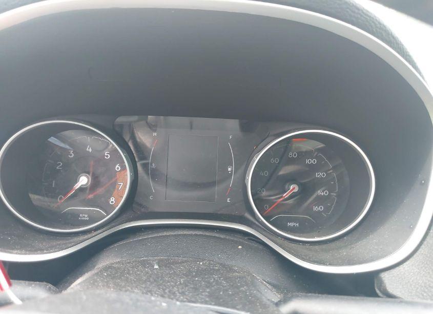 Photo 15 of 2018 Jeep Compass LATITUDE 4X4 (VIN 3C4NJDBBXJT314591)