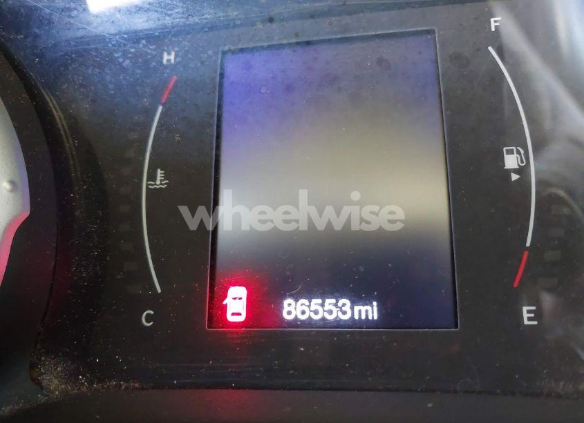 Photo 15 of 2018 Jeep Compass LATITUDE 4X4 (VIN 3C4NJDBBXJT458268)