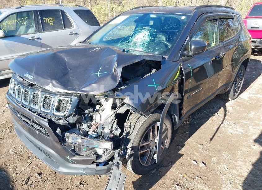 Photo 6 of 2018 Jeep Compass LATITUDE 4X4 (VIN 3C4NJDBBXJT458268)