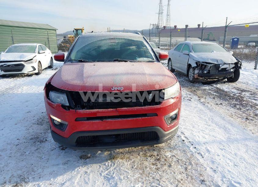Photo 12 of 2018 Jeep Compass LATITUDE 4X4 (VIN 3C4NJDBBXJT479170)