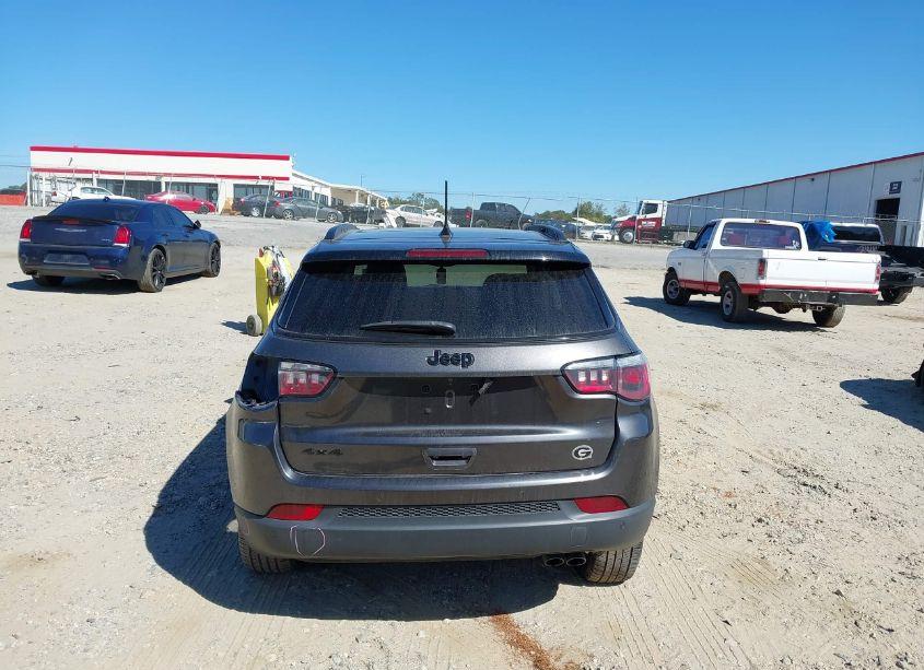 Photo 17 of 2019 Jeep Compass ALTITUDE 4X4 (VIN 3C4NJDBBXKT630963)