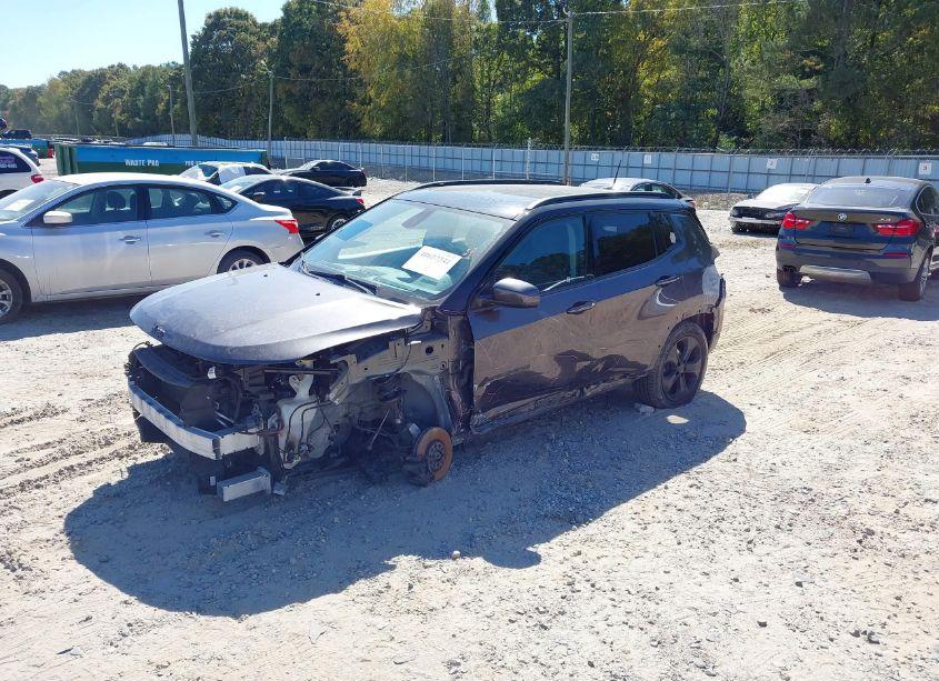 Photo 2 of 2019 Jeep Compass ALTITUDE 4X4 (VIN 3C4NJDBBXKT630963)