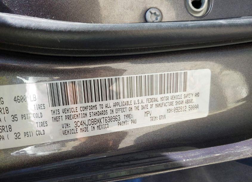 Photo 9 of 2019 Jeep Compass ALTITUDE 4X4 (VIN 3C4NJDBBXKT630963)