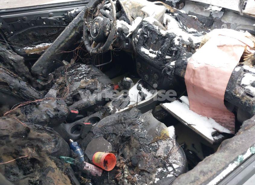 Photo 5 of 2019 Jeep Compass LATITUDE 4X4 (VIN 3C4NJDBBXKT807057)