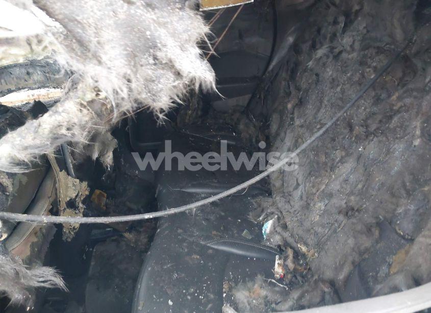 Photo 8 of 2019 Jeep Compass LATITUDE 4X4 (VIN 3C4NJDBBXKT807057)