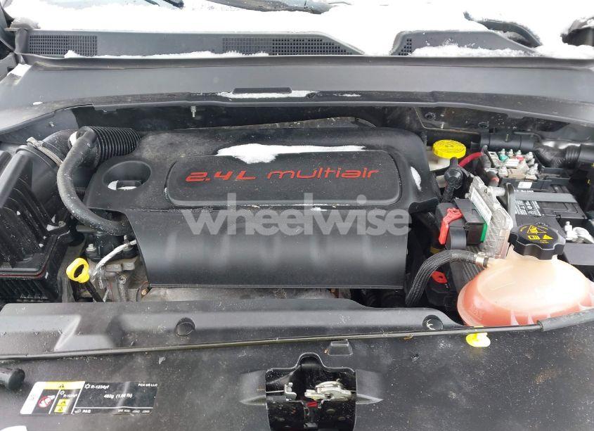 Photo 10 of 2019 Jeep Compass ALTITUDE 4X4 (VIN 3C4NJDBBXKT840382)