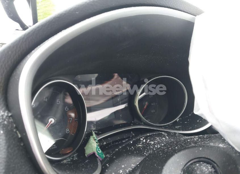 Photo 14 of 2019 Jeep Compass ALTITUDE 4X4 (VIN 3C4NJDBBXKT840382)