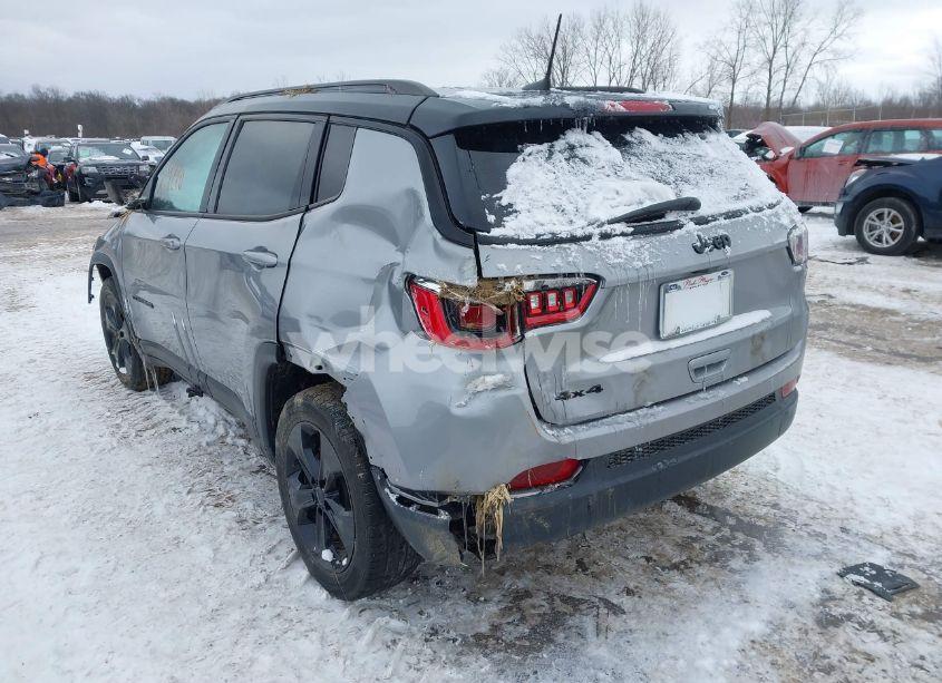 Photo 3 of 2019 Jeep Compass ALTITUDE 4X4 (VIN 3C4NJDBBXKT840382)
